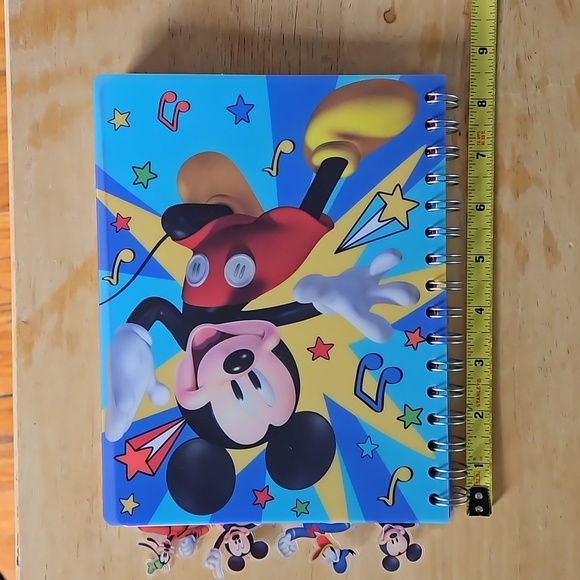 DISNEY MICKEY SPIRAL JOURNAL - Picture 10 of 11